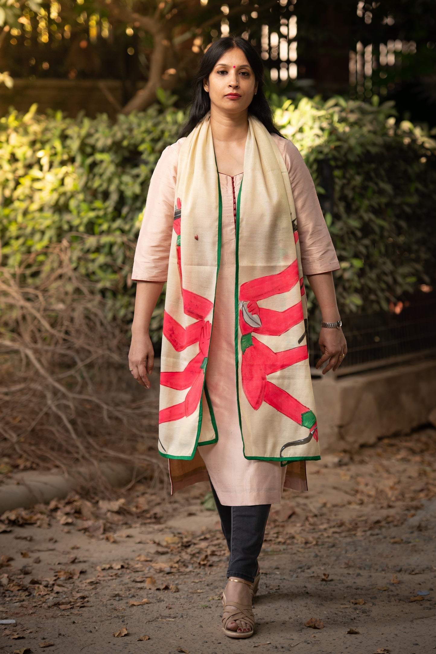 Hand-Painted Designer Dupatta – Wearable Art Inspired by Tradition