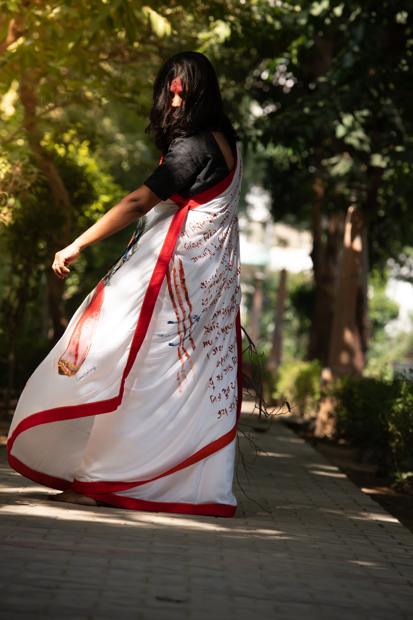 Hand-Painted Kali Saree – Divine Power on Fabric of Kali Ma